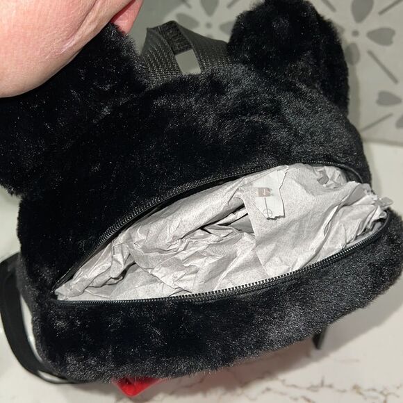 Disney Mickey Mouse Fuzzy Fur mini backpack. Brand new! Fun, vacation - Picture 6 of 8